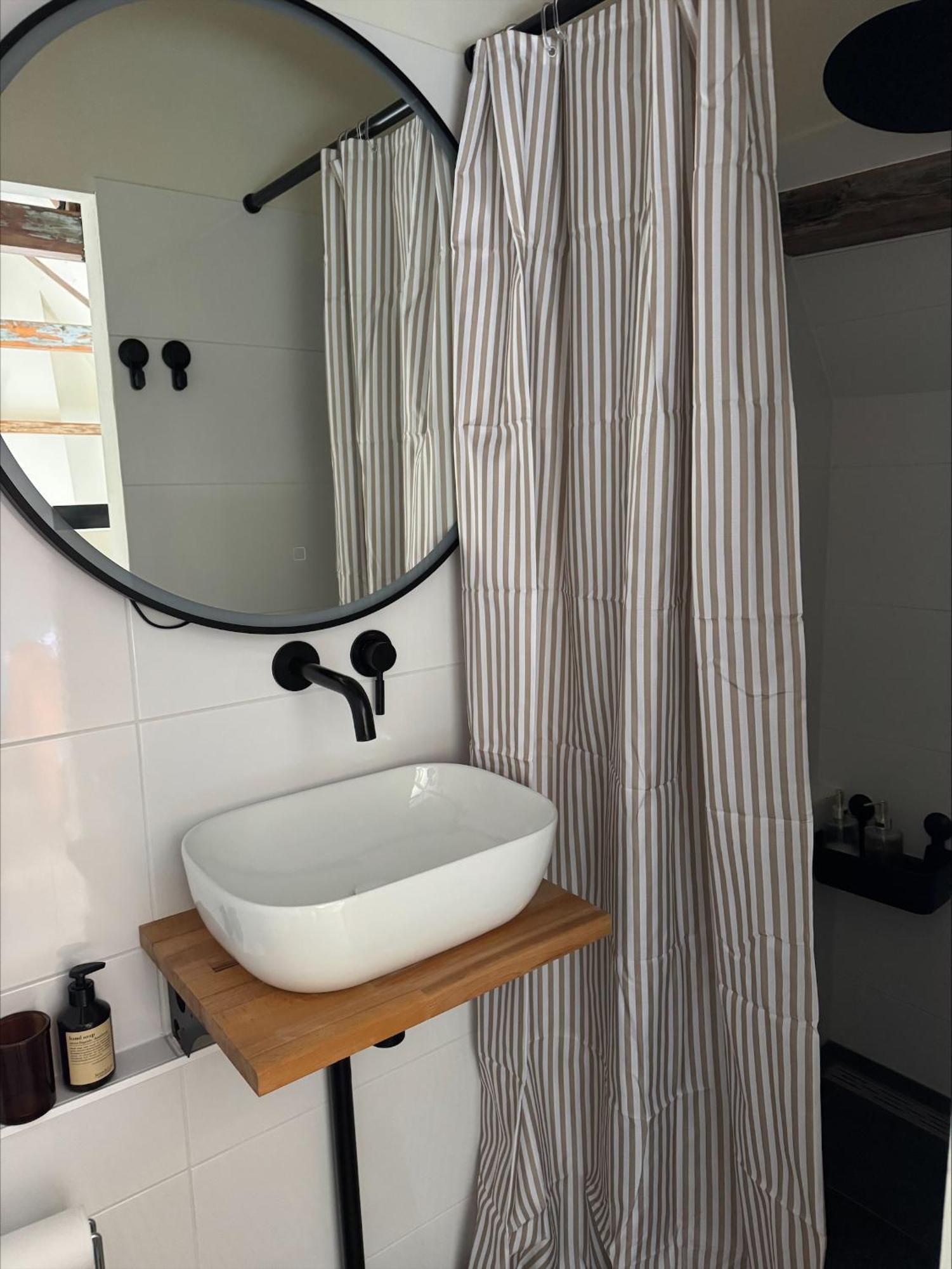 The Hazel House Bed and Breakfast Haarlem Exteriör bild